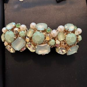 Costume, jewelry, Beautiful-  Elasticized mint green bracelet with rhinestones